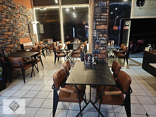 İkinci El ve Sıfır Alışveriş / Ev Dekorasyon / Mobilya / Mutfak / Masa Takımı