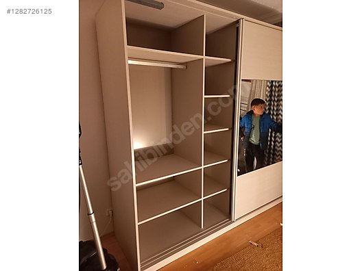 Used & Brand New Items / Home Decor / Furniture / Bedroom / Wardrobe