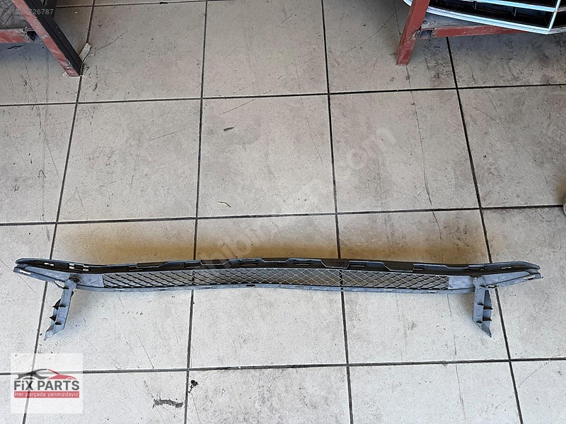Mercedes B Tampon Izgarası
