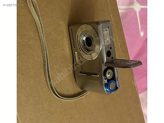 Compact / Praktica / DCZ 6.8 / Retro dijital kamera praktica dcz6