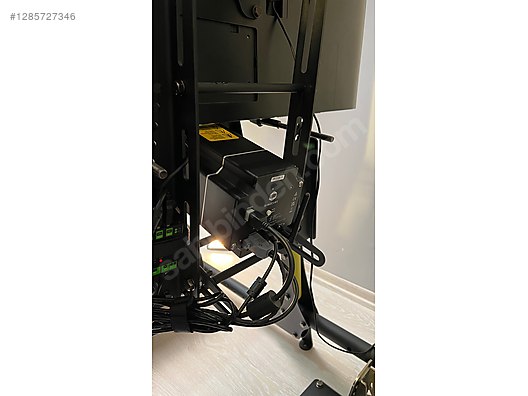 Used & Brand New Items / Gaming & Gamers Exclusive / Gaming Equipment / PC Game Racing Wheels