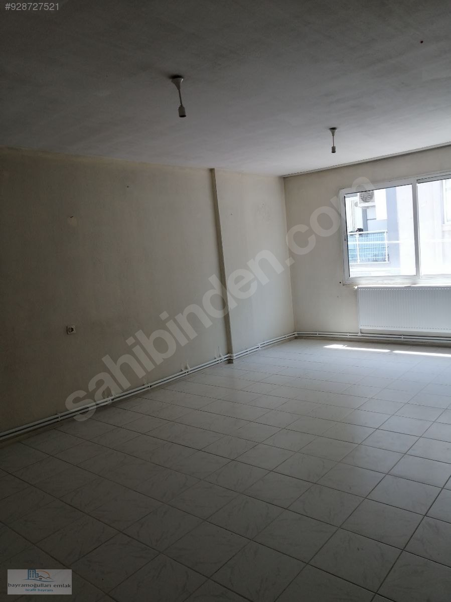 BUCA FIRAT MAHALLESİNDE 2+1 105m2 DOĞALGAZLI KİRALIK DAİRE Kiralık