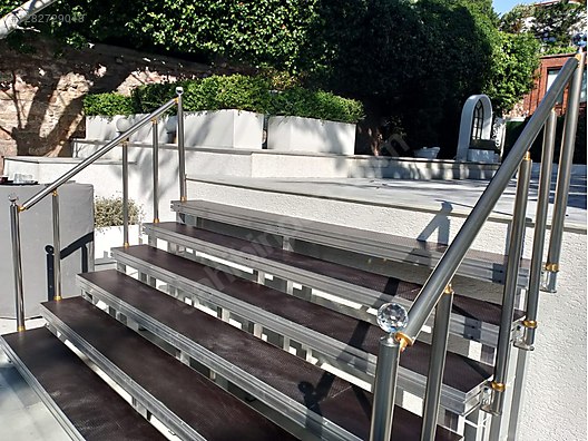 Used & Brand New Items / Music / Stage Systems / Podium & Stage