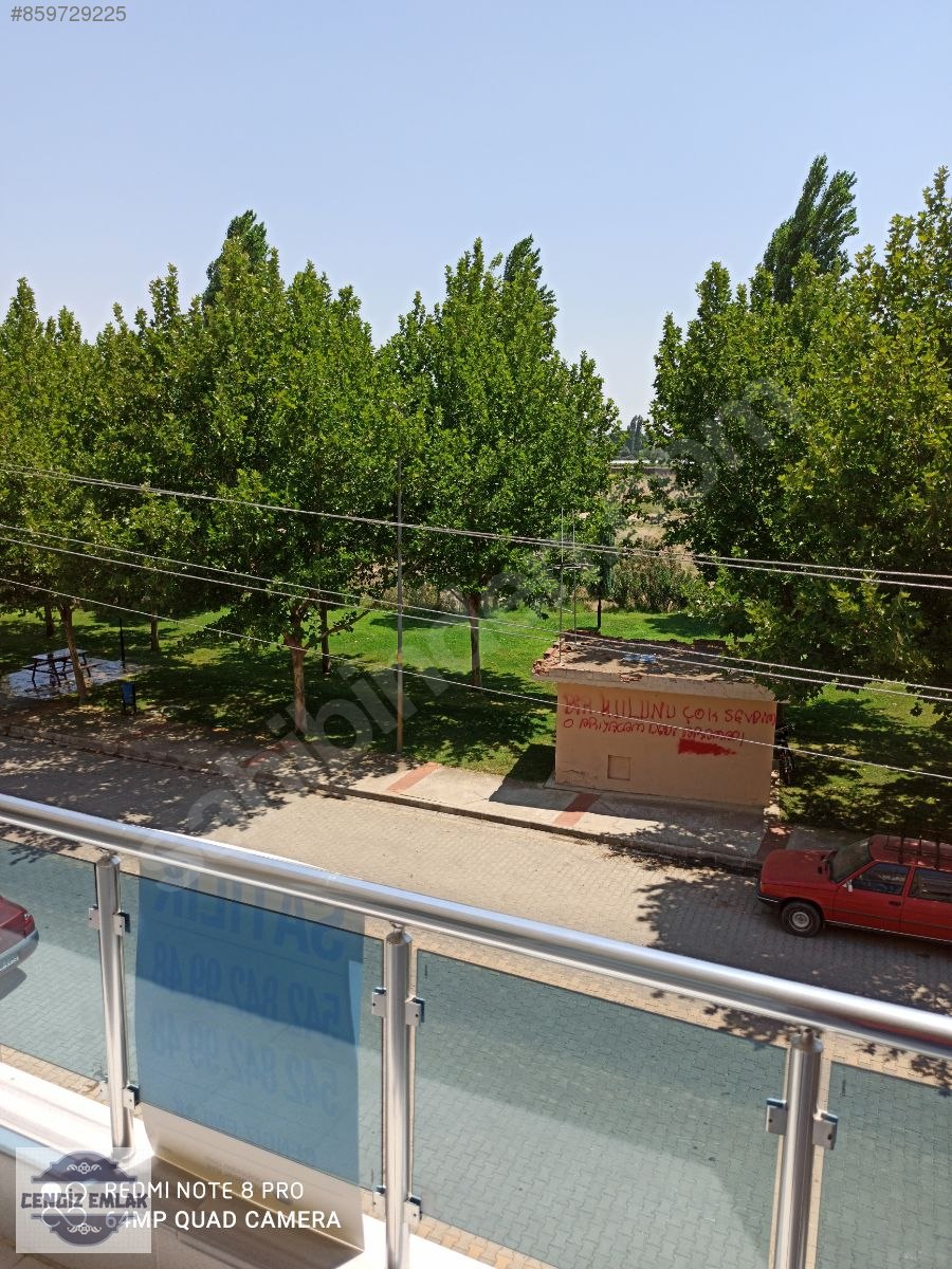 MANİSA SALİHLİ GÜMÜŞÇAYI CEPHELİ SATILIK DAİRE