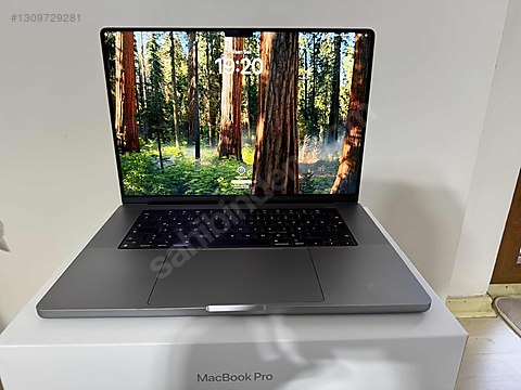 Apple Macbook / MacBook Pro M1 Max - 32GB RAM - 1 TB SSD - 32GPU
