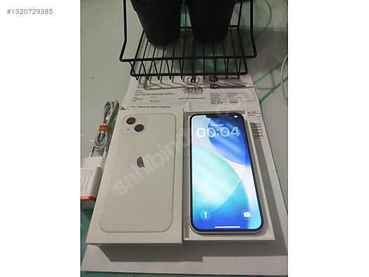 Apple / iPhone 13 / İPHONE 13 128 GB PİL 78 KUTU VE ŞARJ ALETİ