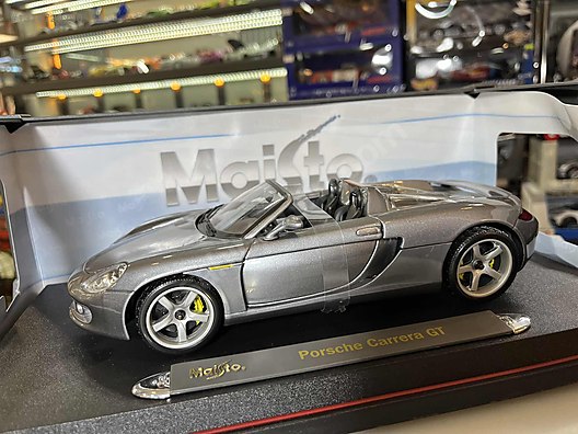 1:18 Premiere Edition Porsche Carrera GT on sahibinden.com