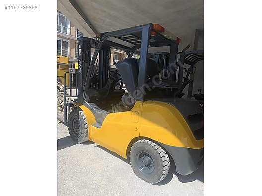 Machinery / Industrial / Carrying & Stacking Equipment / Forklifts / For Sale / ON