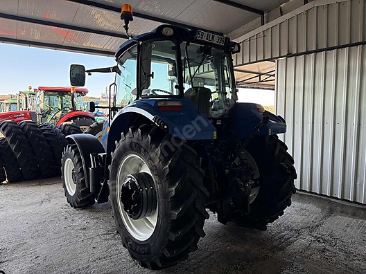Machinery / Agricultural Machines / Tractors / New Holland / TR5.115