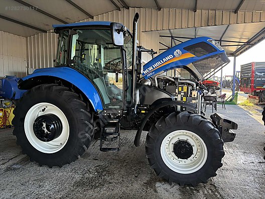 Machinery / Agricultural Machines / Tractors / New Holland / TR5.115