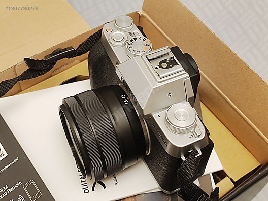 富士フィルム FUJIFILM X-T200 レンズ―15-45 Fujifilm X-T200 + 15-45mm Lens Aynasız Fotoğraf Makinesi Gümüş