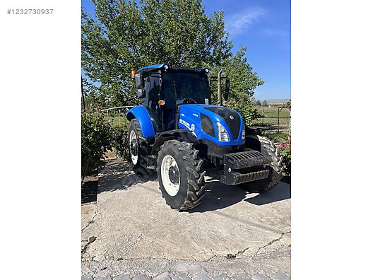 Machinery / Agricultural Machines / Tractors / New Holland / TR5.100