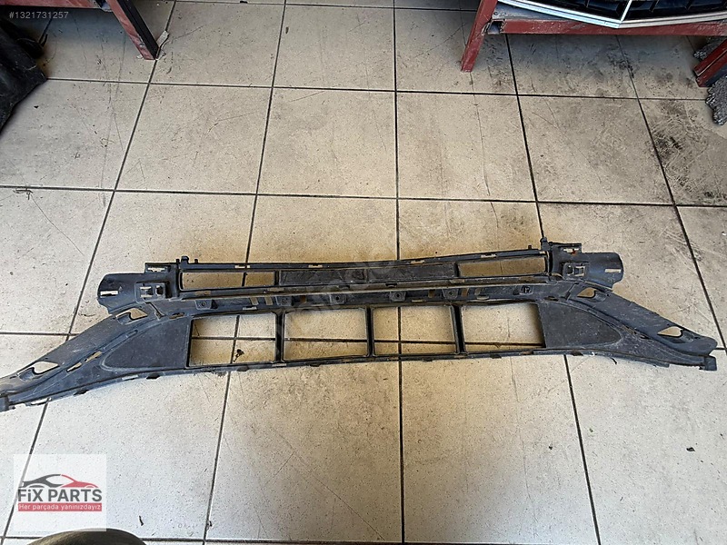 Mercedes C Tampon Izgarası