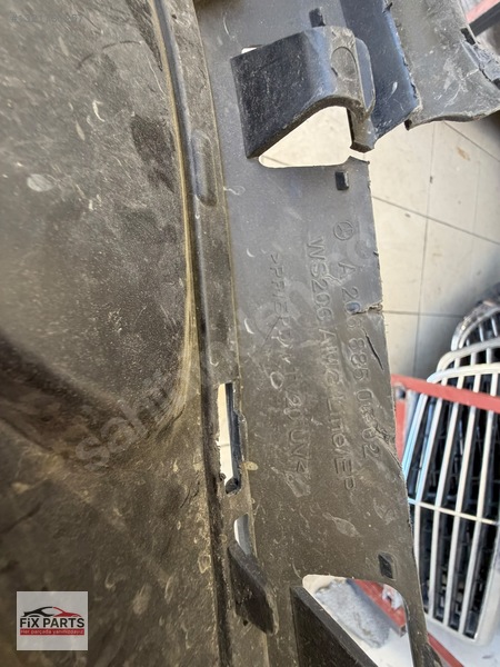 Mercedes C Tampon Izgarası