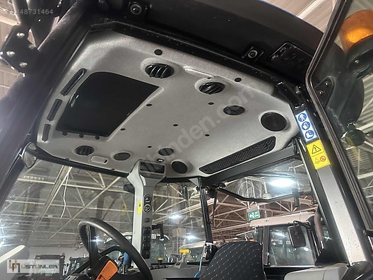 Machinery / Agricultural Machines / Tractors / New Holland / TR5.110