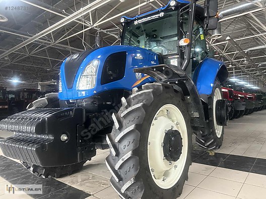 Machinery / Agricultural Machines / Tractors / New Holland / TR5.110