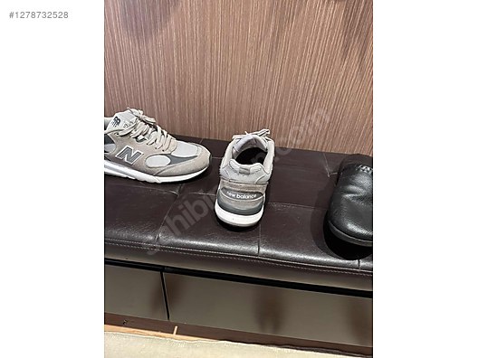 Used & Brand New Items / Sports / Athletics / Running / Shoes