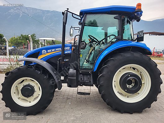 Machinery / Agricultural Machines / Tractors / New Holland / TD90D