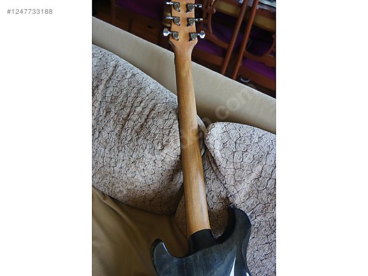 Used & Brand New Items / Music / Musical Instruments / Stringed Instruments / Guitar / Electric