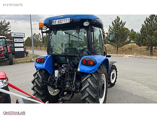 Machinery / Agricultural Machines / Tractors / New Holland / TT4.50