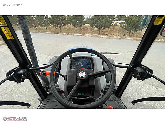 Machinery / Agricultural Machines / Tractors / New Holland / TT4.50