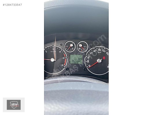 Vasıta / Minivan & Panelvan / Ford / Tourneo Connect / 1.8 TDCi GLX