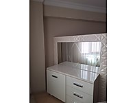 SIFIR GİBİ MDF MAKYAJ MASASI + 2 KOMODİN