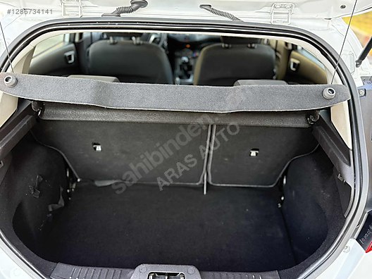 Vasıta / Otomobil / Ford / Fiesta / 1.25 / Trend