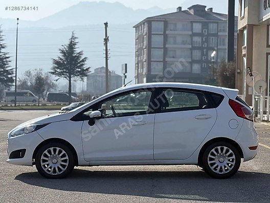 Vasıta / Otomobil / Ford / Fiesta / 1.25 / Trend