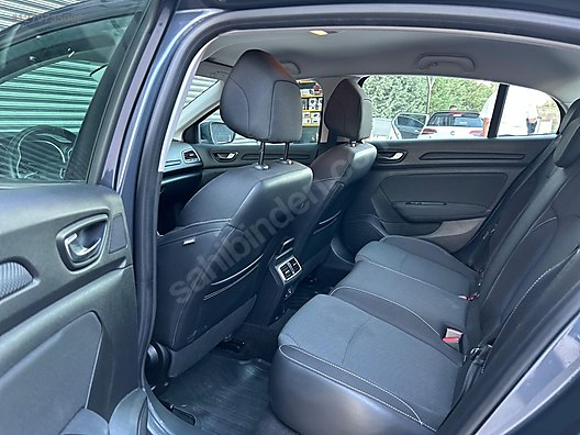 Vasıta / Otomobil / Renault / Megane / 1.3 TCe / Touch