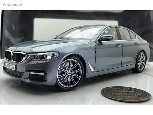 Kyosho Diecast Model 1:18 BMW Araba - 1160735709