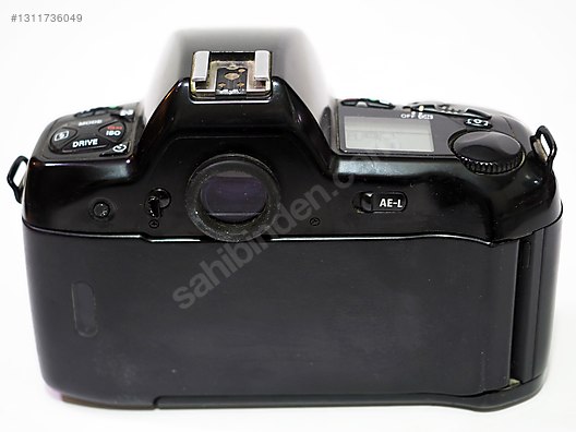 35mm Filmli SLR / Nikon / Nikon F90X Body & Nikon 35-70 AF Lens