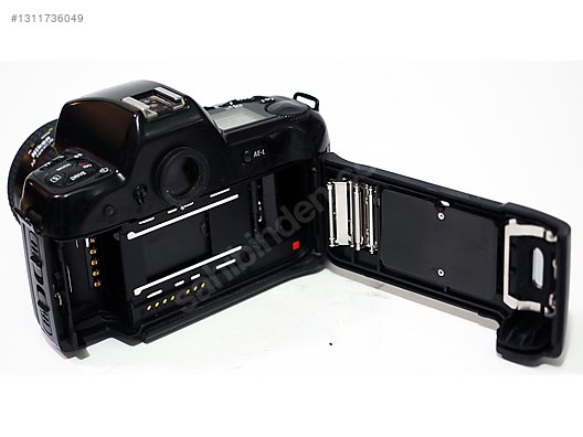 35mm Filmli SLR / Nikon / Nikon F90X Body & Nikon 35-70 AF Lens