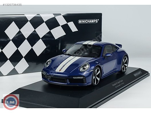 Minichamps Diecast Model 1:18 Porsche Araba - 1320736435