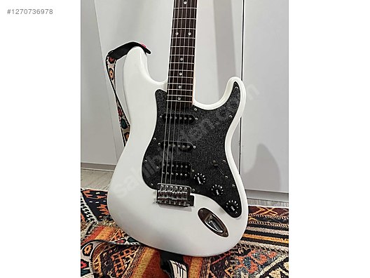 Squier Elektro Gitar