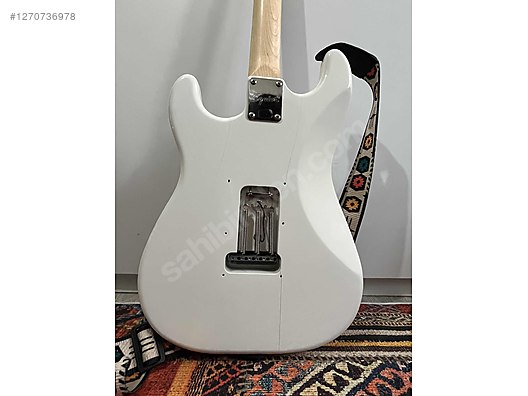 Squier Elektro Gitar