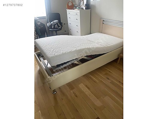 Used & Brand New Items / Home Decor / Furniture / Child & Teen Room / Bed & Mattress