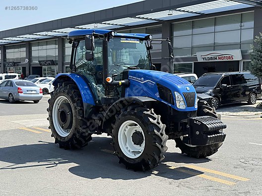 Machinery / Agricultural Machines / Tractors / New Holland / T5.90S