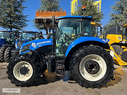 Machinery / Agricultural Machines / Tractors / New Holland / T5.115