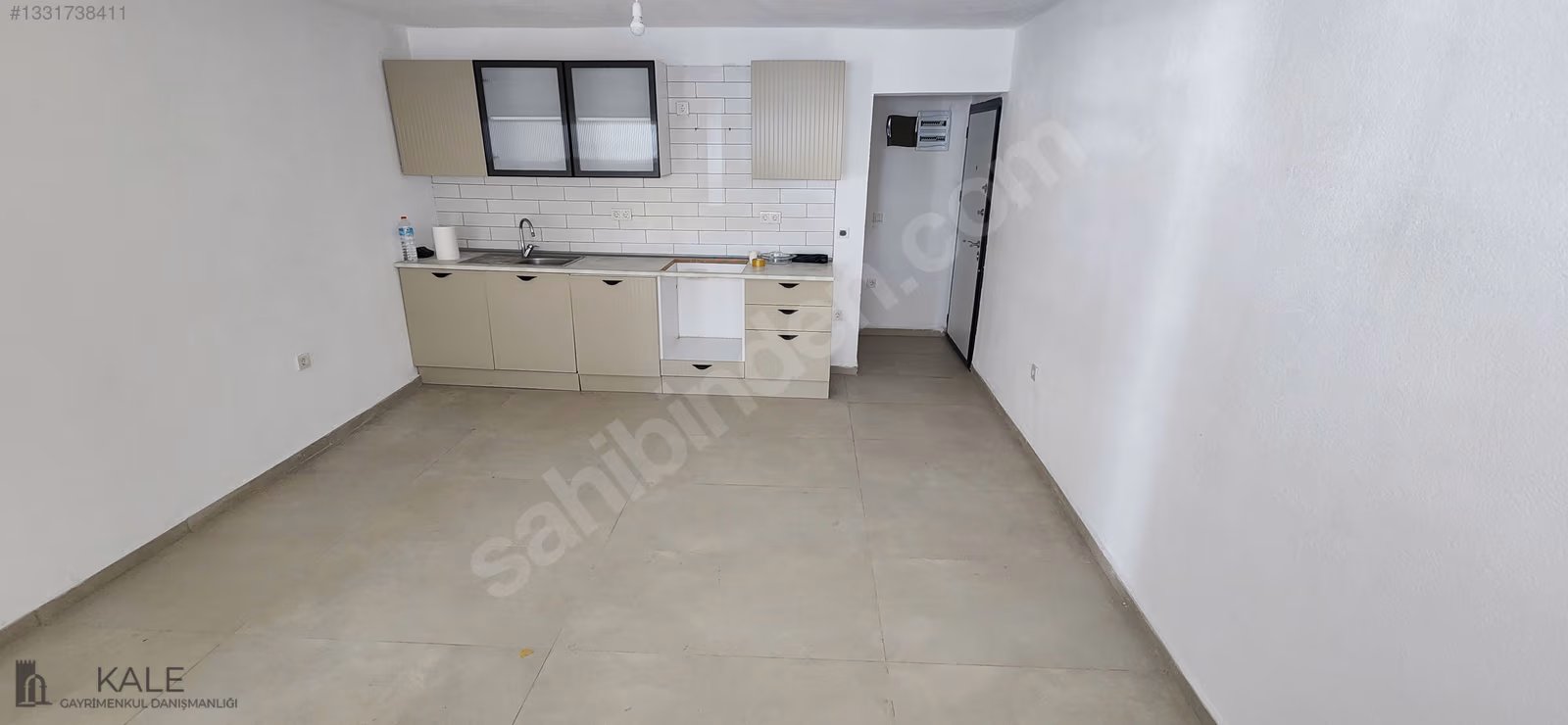 Gümbet Merkezi Konumda, Anayola Yakın, Temiz 2+1 üst Kat
