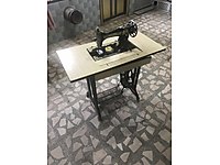 Antika dikiş makinesi