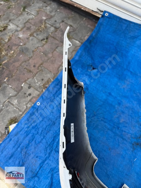 BMW 5 Serisi Tampon (Arka)