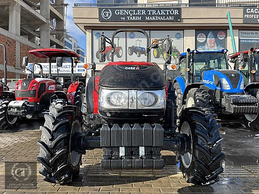 Machinery / Agricultural Machines / Tractors / Case IH / JX80E