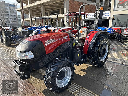 Machinery / Agricultural Machines / Tractors / Case IH / JX80E