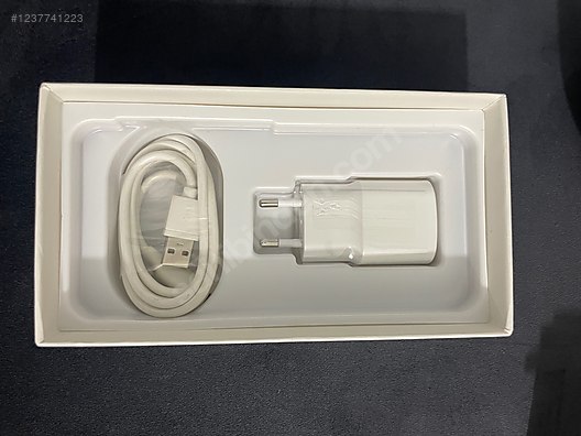 Used & Brand New Items / Cell Phones & Accessories / Cell Phones / Casper / VIA F30