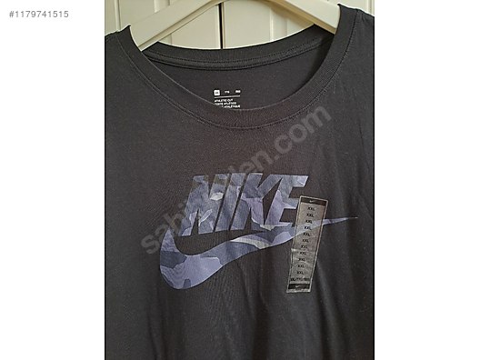 Nike t shirt camo sales
