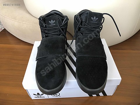 adidas tubular suede