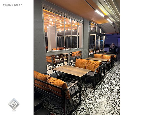 Used & Brand New Items / Home Decor / Furniture / Kitchen / Kitchen Tables Sets