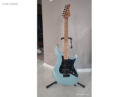 İkinci El ve Sıfır Alışveriş / Müzik / Müzik Aletleri / Telli Çalgılar / Gitar / Elektro