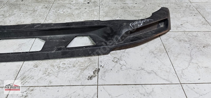 Volkswagen Passat Tampon (Arka)
